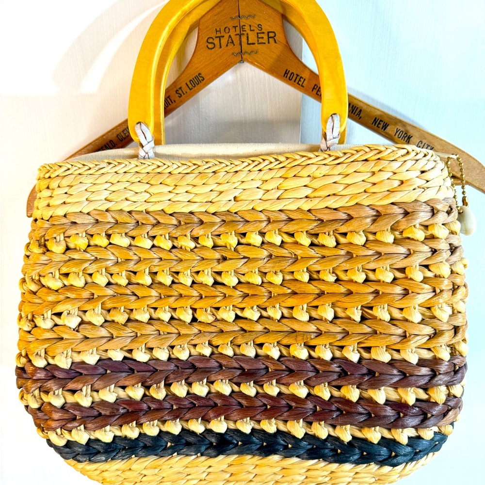 VTG Appleseeds Woven Bag